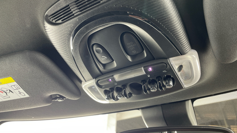 MINI Hatchback 135kW Cooper S Level 2 33kWh 3dr Auto Electric Hatchback